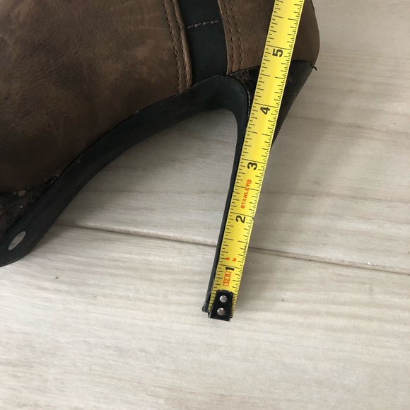 JS Platform Heels - Picture 6 of 7